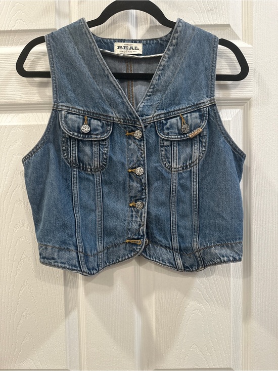Ariat Jackets & Blazers - Ariat real denim Ayla Denim Vest size M VGUC